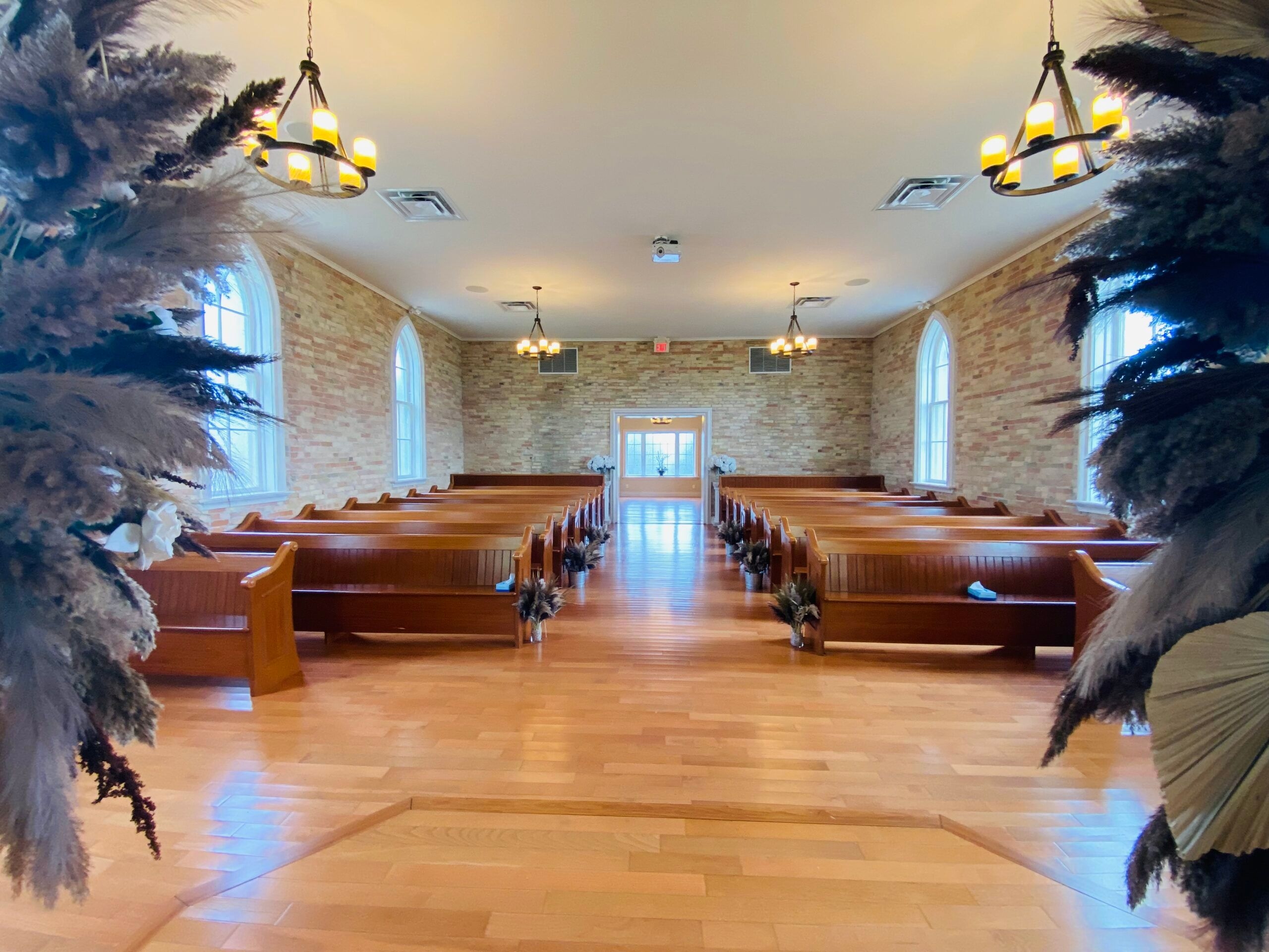 Best Western® Plus Stoneridge Inn &amp; The Rose Chapel - www.theweddingring.ca - listings -