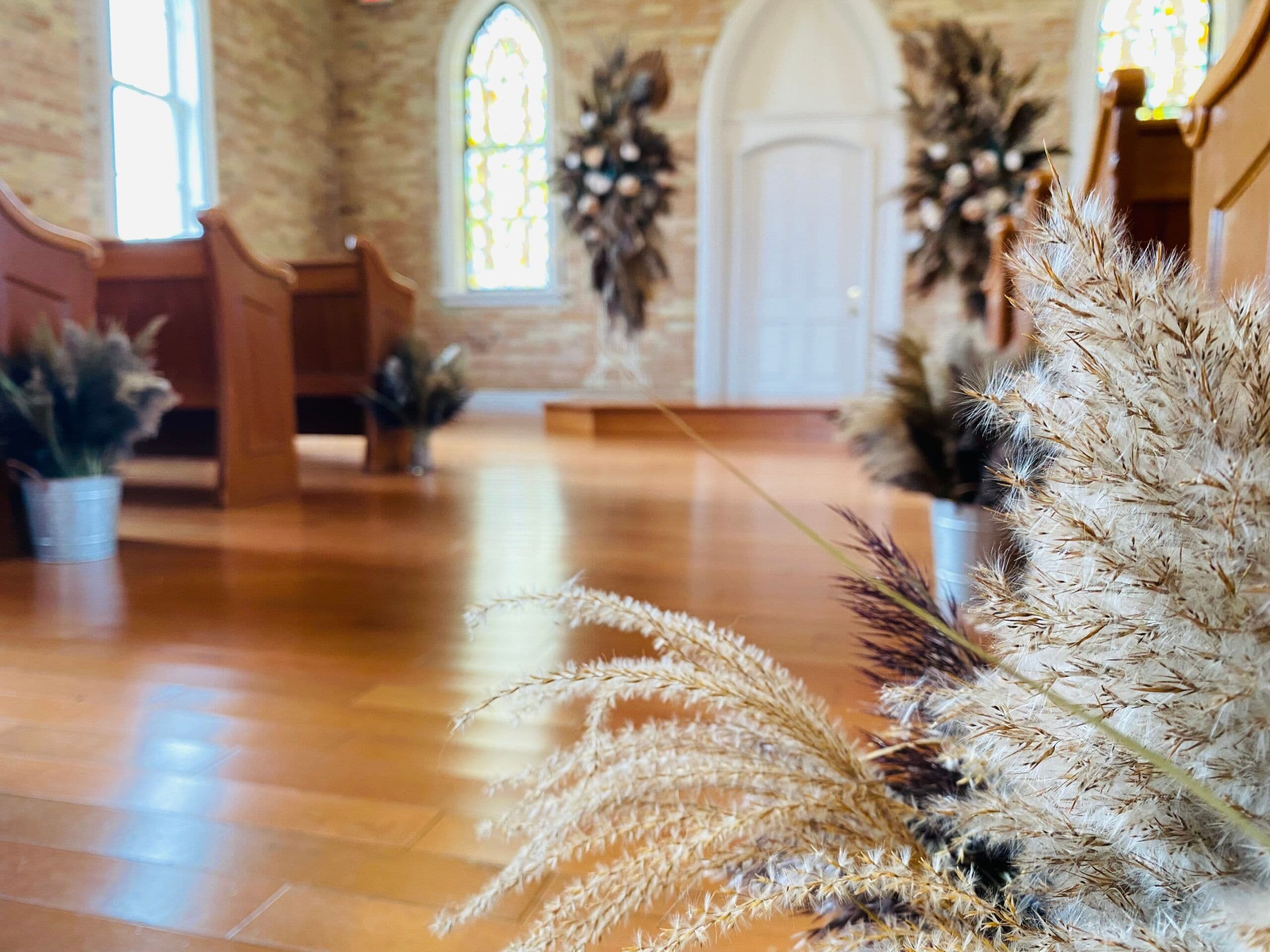Best Western® Plus Stoneridge Inn &amp; The Rose Chapel - www.theweddingring.ca - listings -