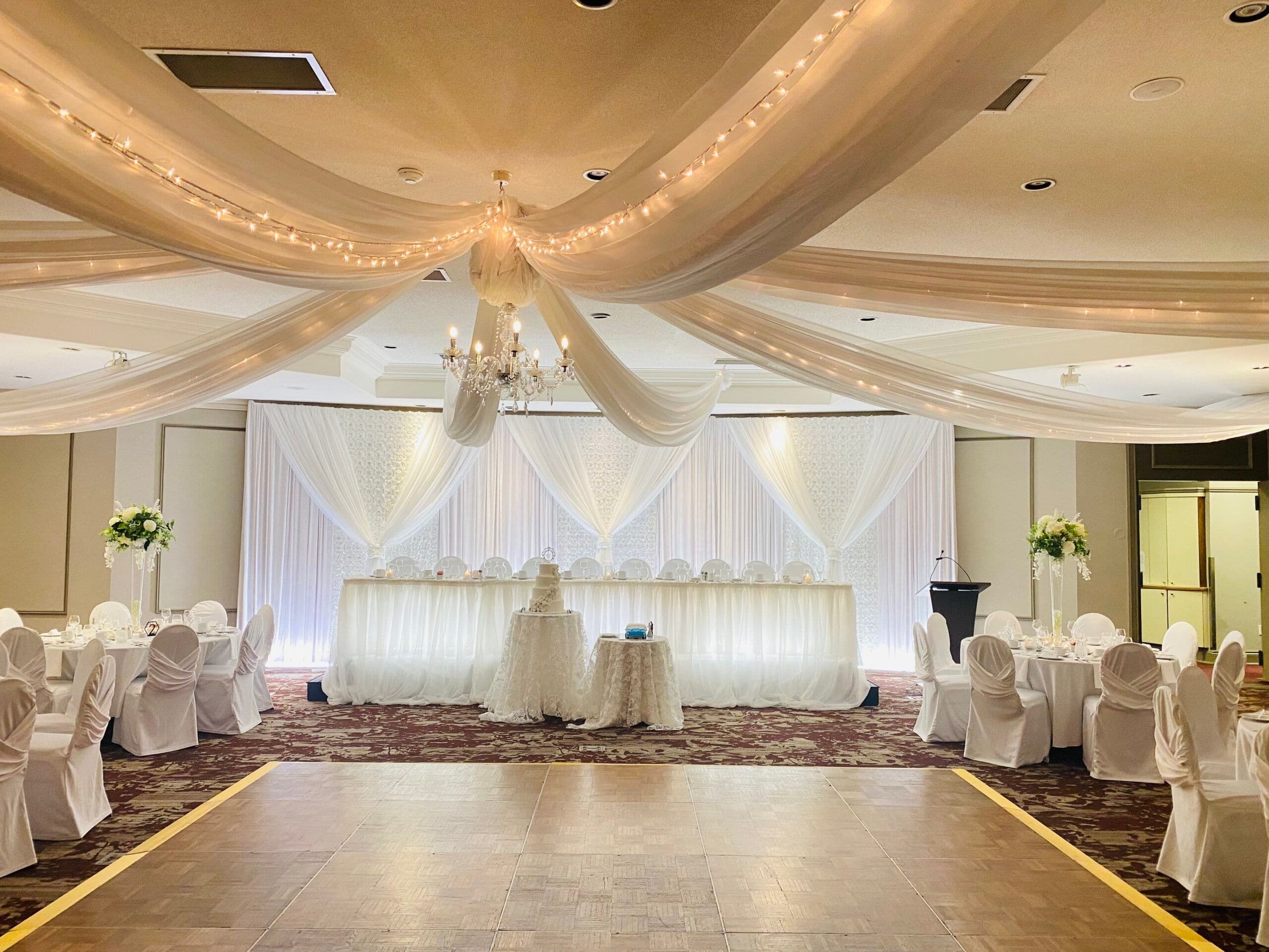 Best Western® Plus Stoneridge Inn &amp; The Rose Chapel - www.theweddingring.ca - listings -
