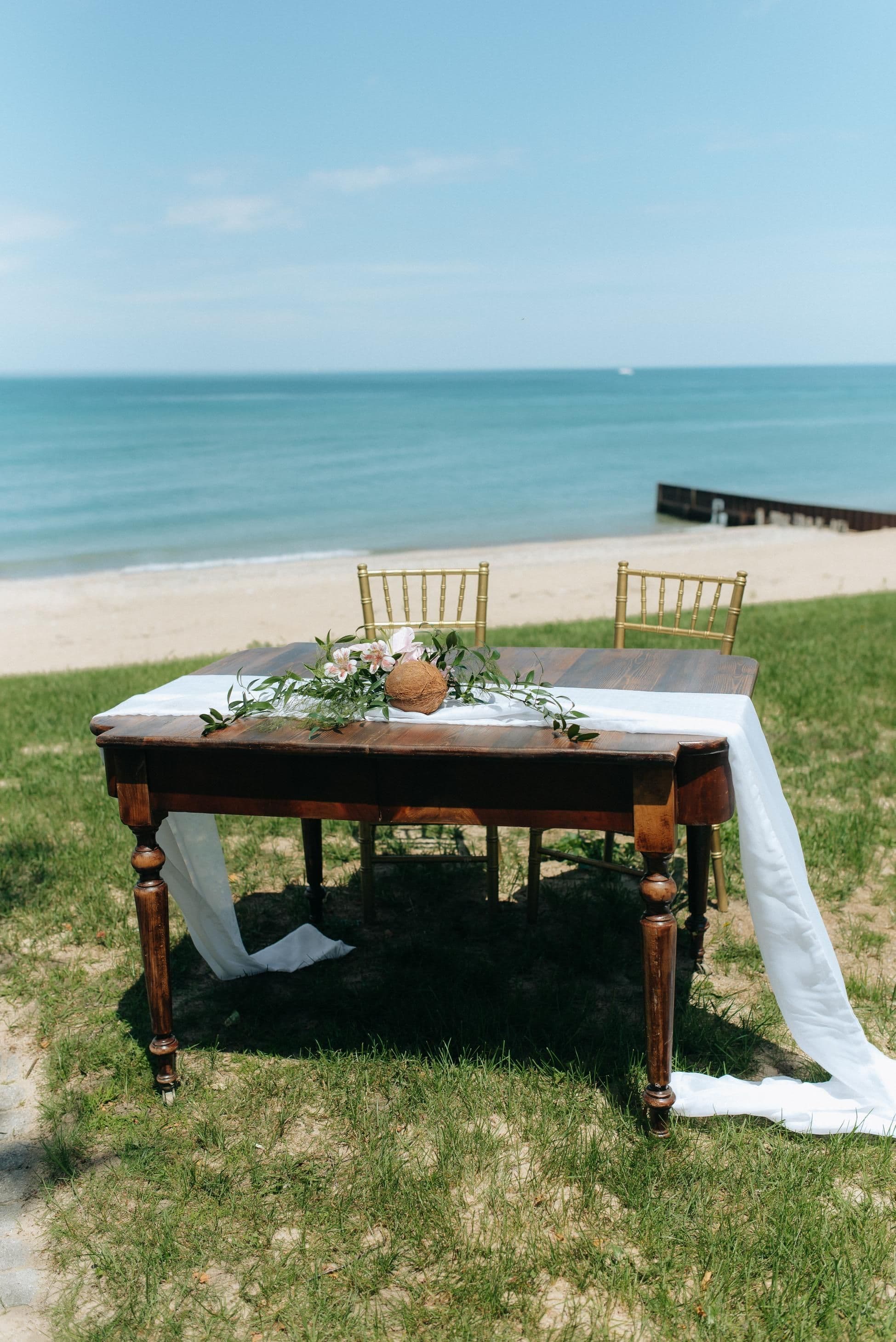 The Wedding ring, Sandra Hanna Photography, Save The Date Events & Decor, Sarnia Decorator, Window Wedding Photographer