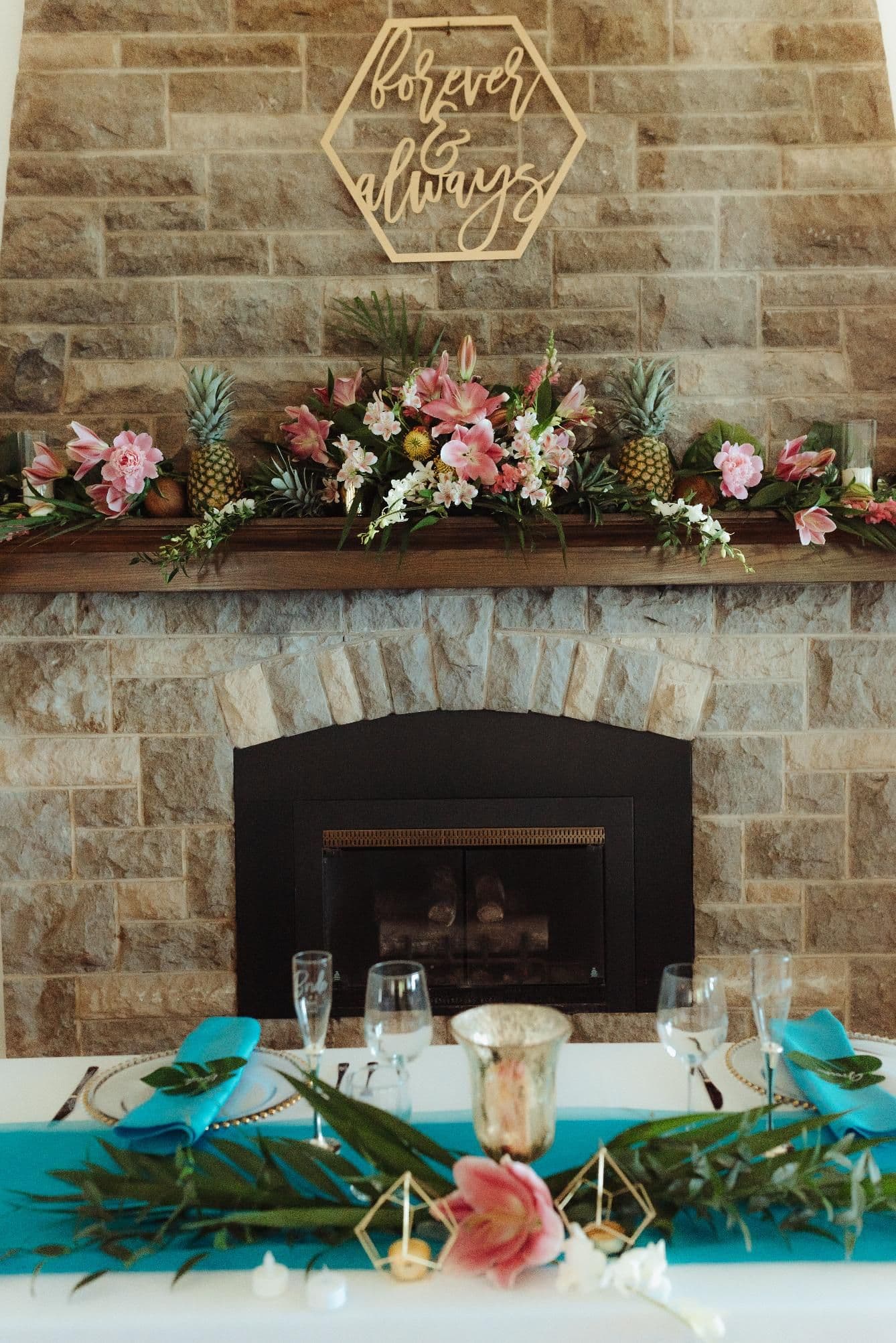 The Wedding ring, Sandra Hanna Photography, Save The Date Events & Decor, Sarnia Decorator, Window Wedding Photographer
