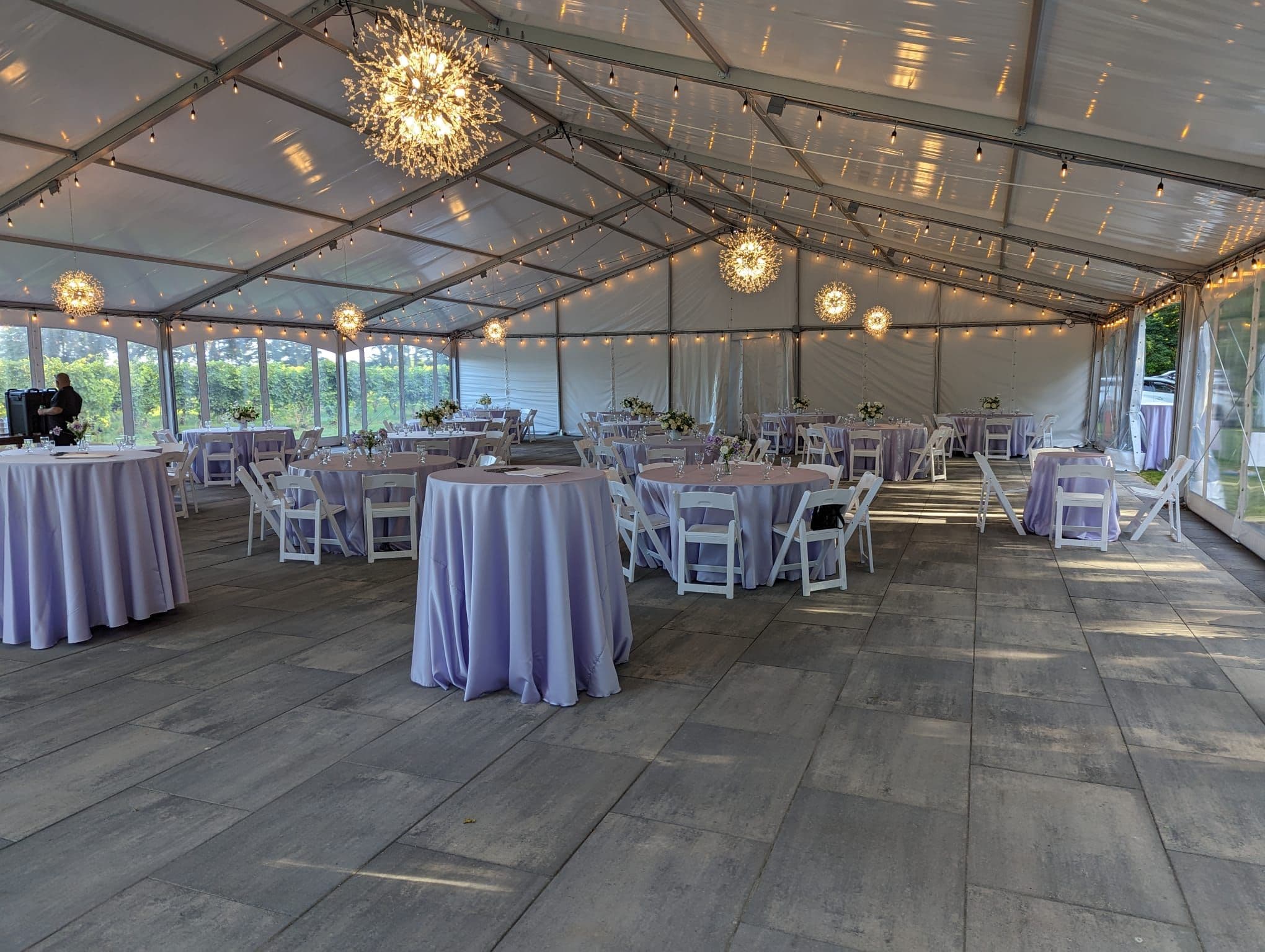 HEW Park at Harbour Estates Winery - www.theweddingring.ca - listings -