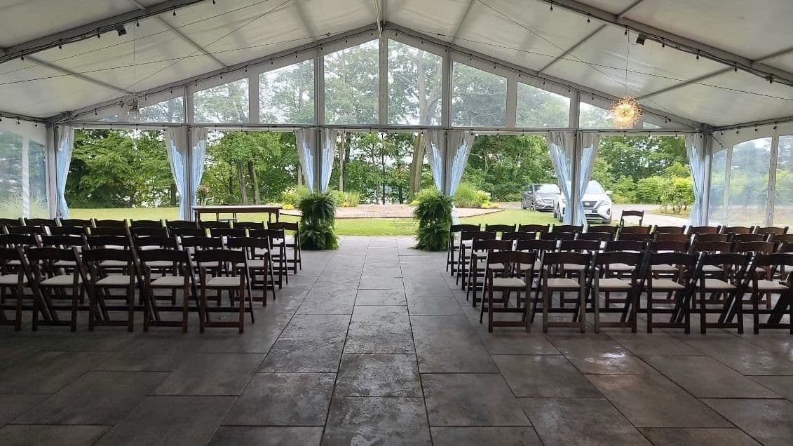 HEW Park at Harbour Estates Winery - www.theweddingring.ca - listings -