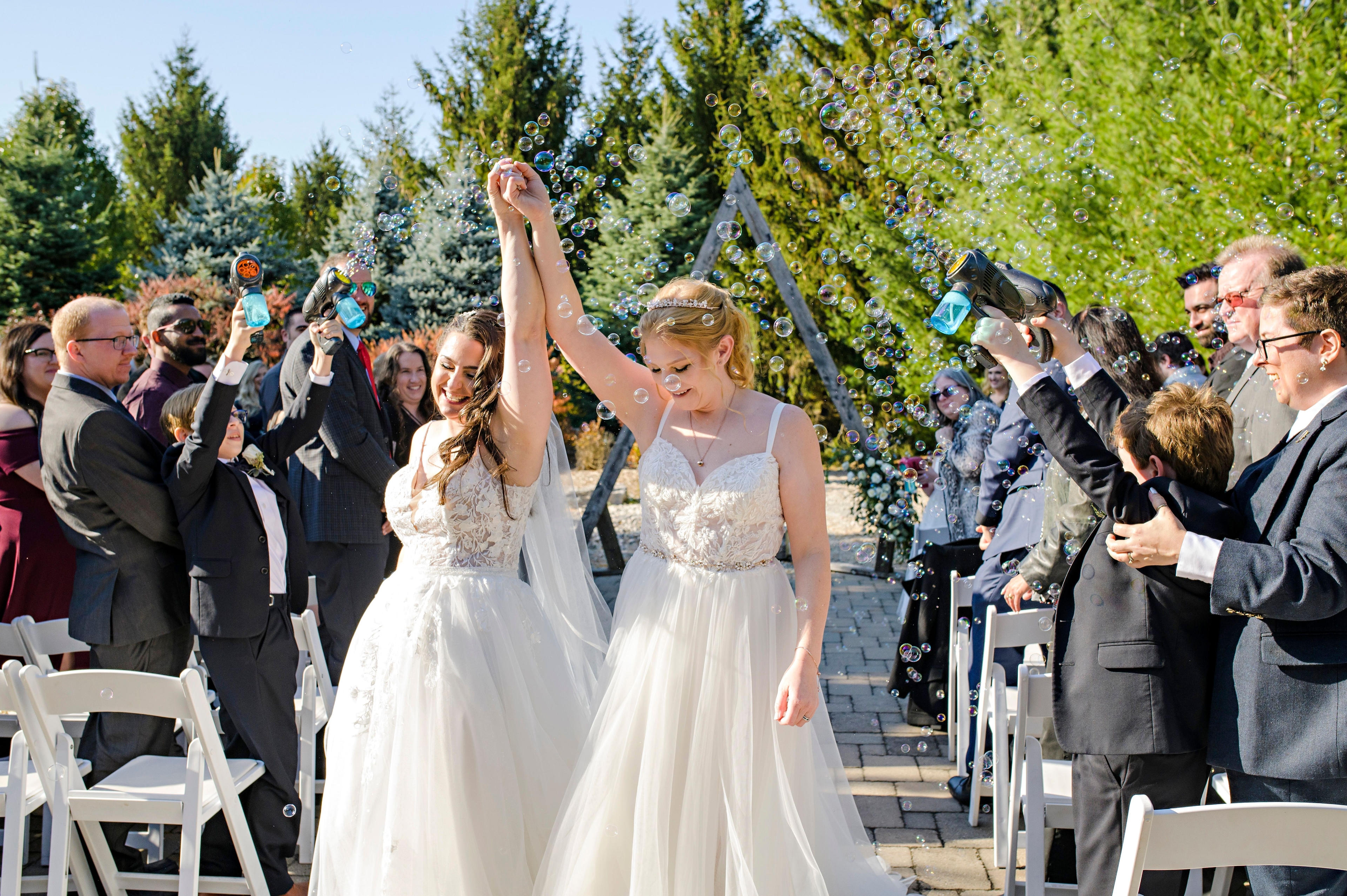 The Wedding Ring, HRM Photography, Caradoc Sands Golf Club, London wedding photographer, Strathroy wedding venue, wedding venue