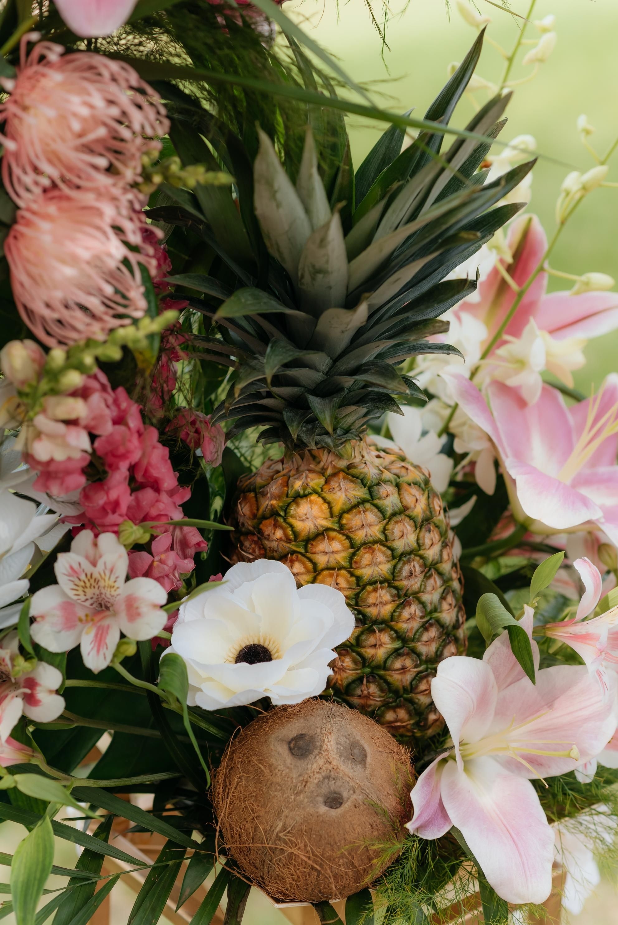 The Wedding ring, Sandra Hanna Photography, Save The Date Events & Decor, Sarnia Decorator, Window Wedding Photographer