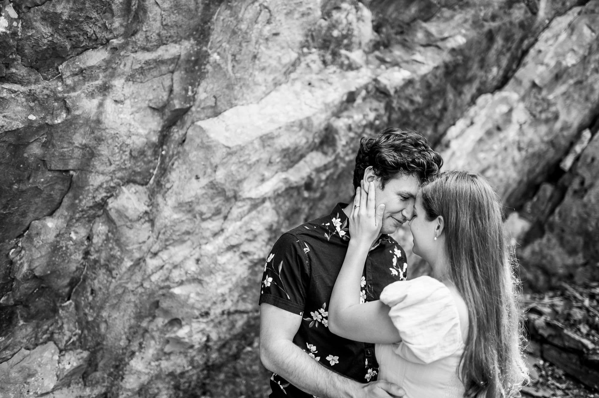 Spirits-Intrigued-Photography_RWS_Niagara-Escarpmentess_Nathan_Engagement_SIP_1734.Spirits-Intrigued-Photography_RWS_Niagara-Escarpmentpg