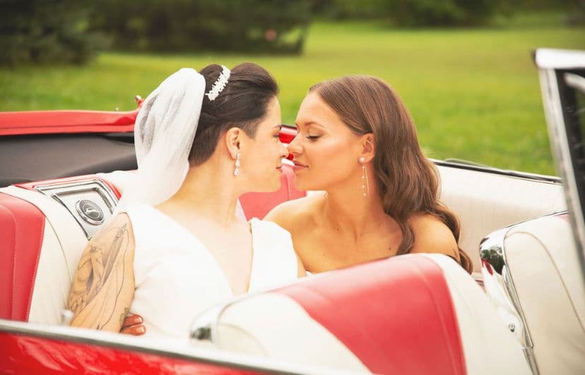 Cream and Sage Wedding Story