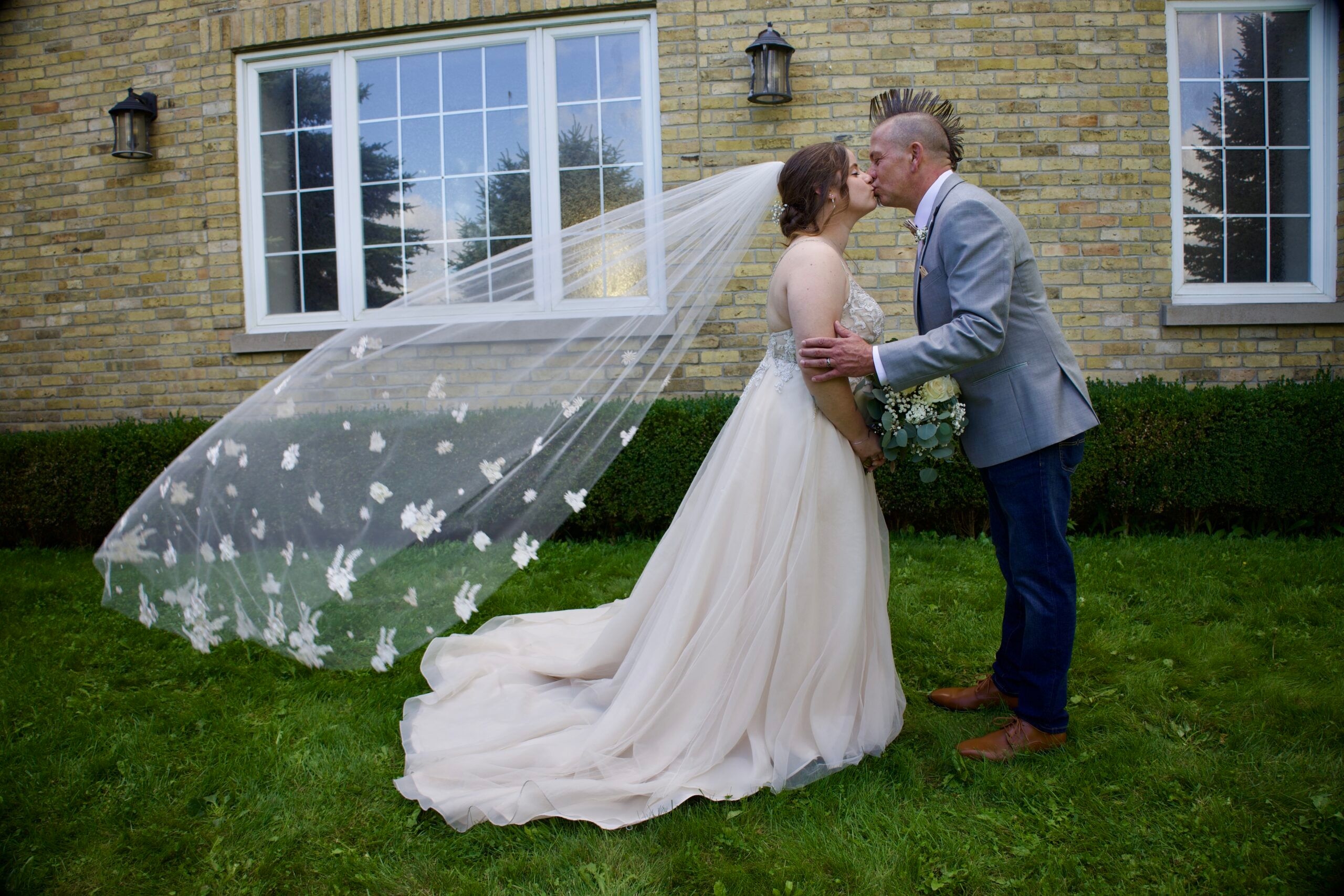 A Champagne and White Wedding