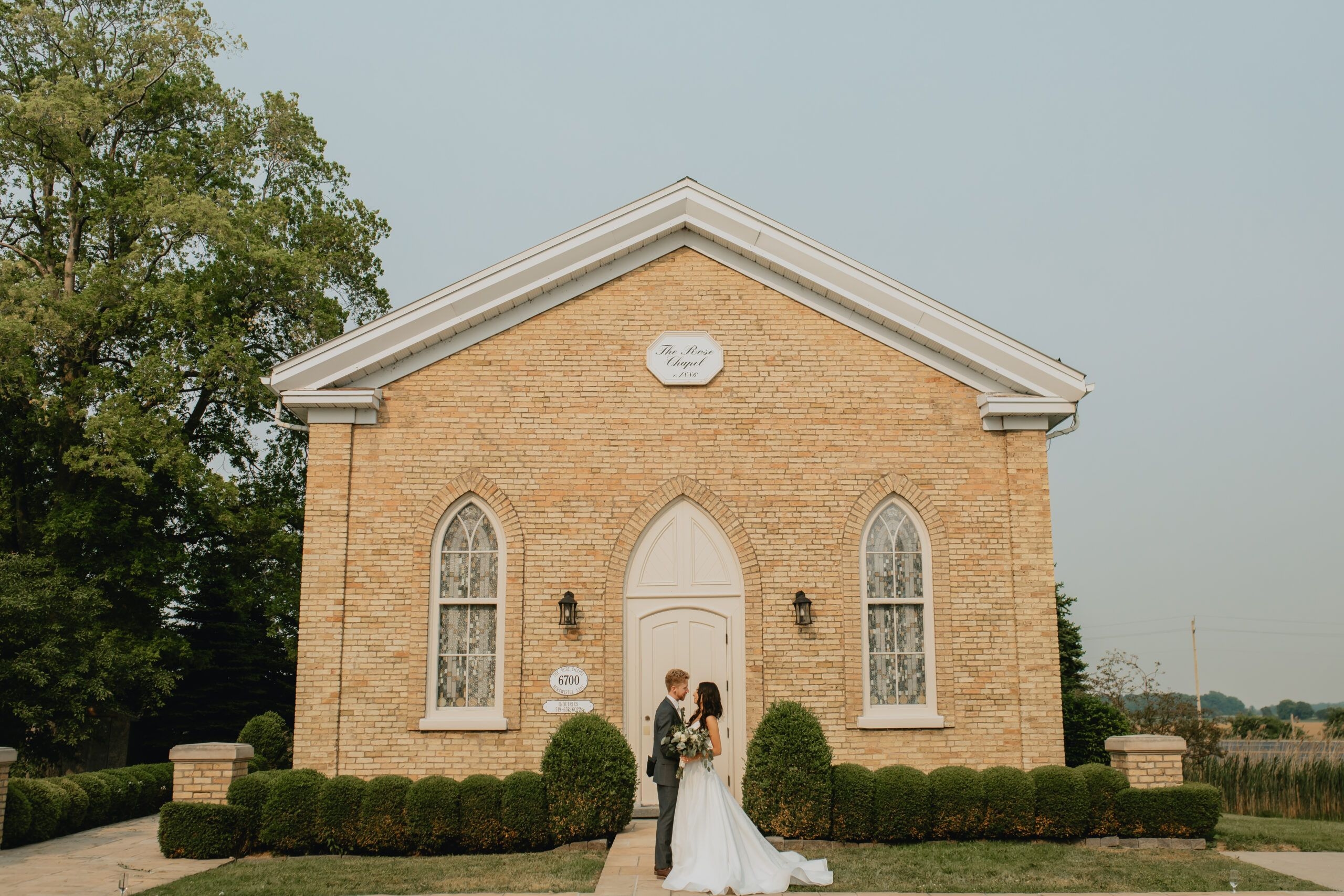 Earthy and Natural Wedding Theme